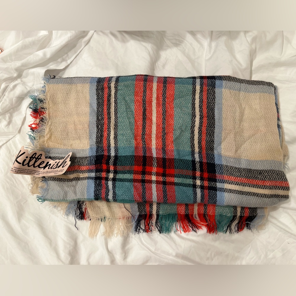 kittenish plaid scarf NWT